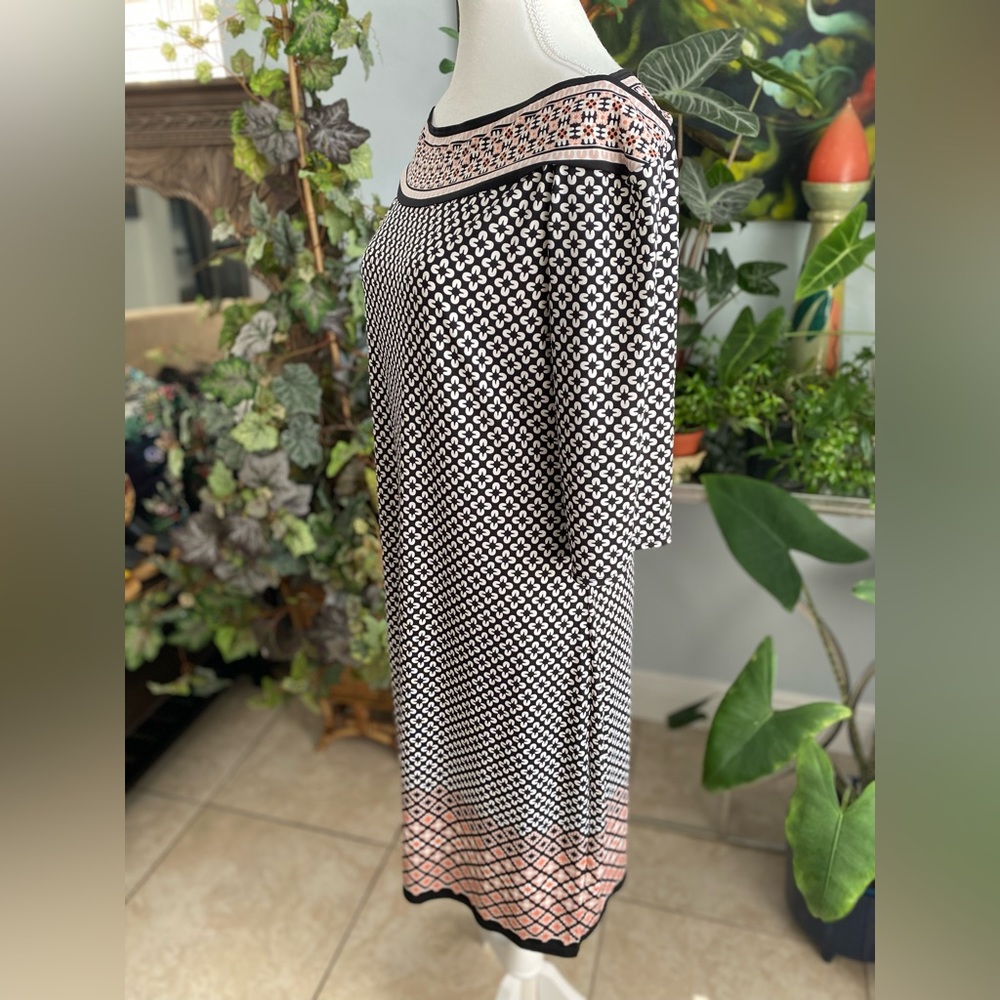 Lark & Ro midi dress off the shoulder design - Picture 3 of 8